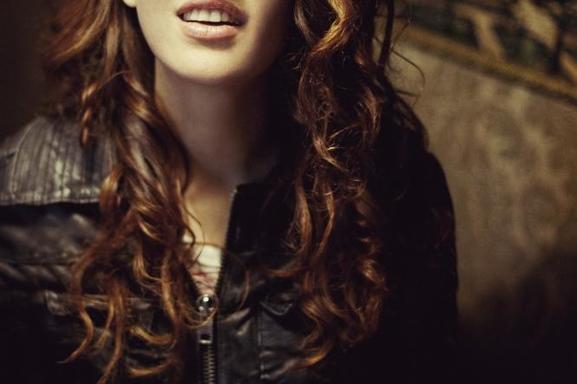 Rencontre avec la chanteuse Niuver sur casting.fr