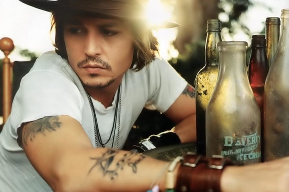 Johnny Depp à la réalisation d'une série TV sur les célèbres pièces de William Shakespeare !