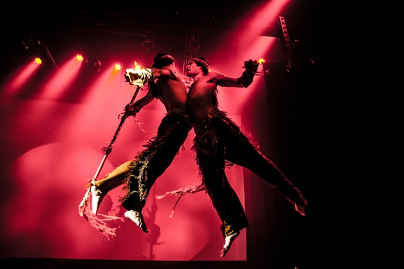 Le “Cabaret du Bout des Prés” nous dévoile son spectacle anniversaire “déja 10 ans  !” : un rendez-vous champêtre et féerique.