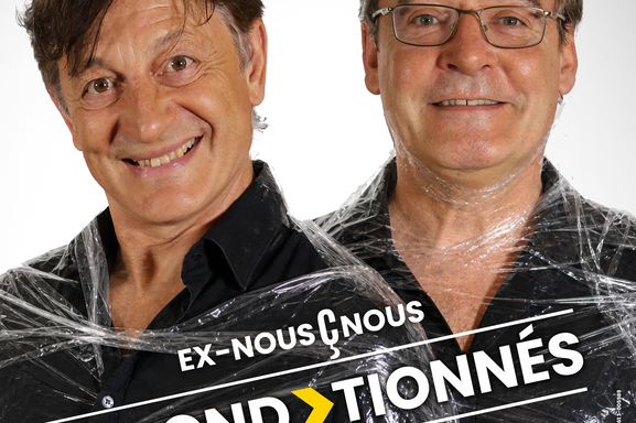 Reconditionnés : Eric Massot et Manu Joucla remontent le temps avec un humour toujours aussi mordant