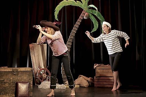 Aux armes moussaillons préparez-vous pour l’amarrage avec " La Pirate Ecologique" au Théâtre de la Contrescarpe