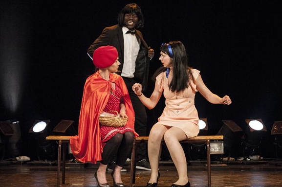 Luc Sonzogni co-fondateur du Fieald nous invite tous les dimanche au THÉÂTRE TRÉVISE!