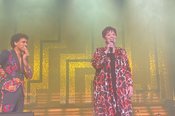 La 5ème cérémonie des Trophées de la Comédie Musicale animée par Vanessa Cailhol et Gwendal Marimoutou aura été un immense succès !