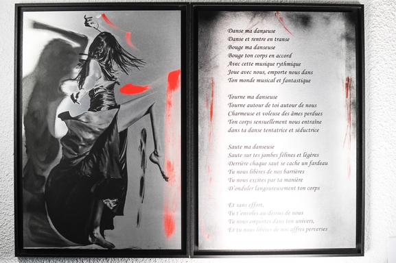 Zara Boutayeb, ancienne mannequin, photographe et à présent elle exprime son art à travers un recueil humaniste, Les pensées perdues.