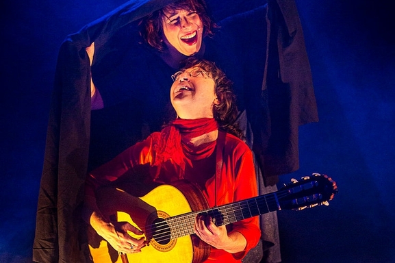 Aurélie & Verioca seront pour la première fois au Festival d’Avignon au Théâtre de l’Atelier Florentin pour un voyage musical franco-brésilien.