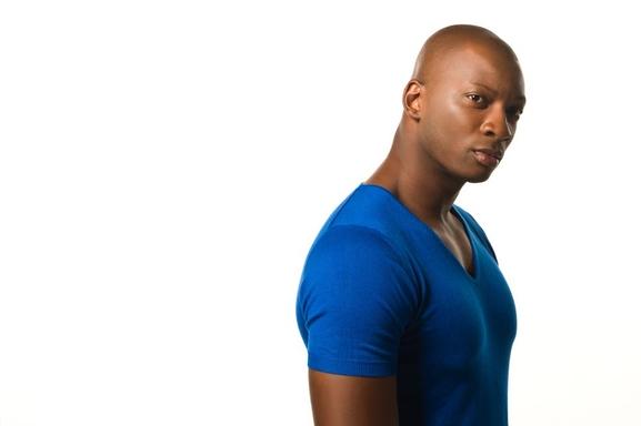 Singuila est de retour avec son nouveau single "Retour de flamme"...Casting.fr vous en dit plus !