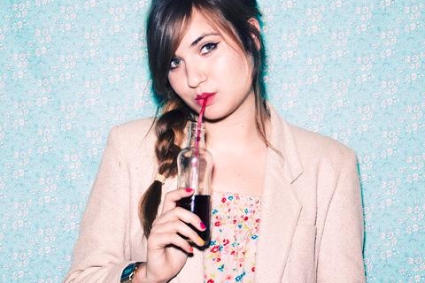 Hanna la chanteuse aventureuse et malicieuse à découvrir !