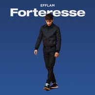 Le premier album d’EFFLAM est dans les backs : “Forteresse”, une composition personnelle à découvrir sur Casting.fr.