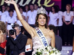 Laury Thilleman : Miss France 2011!