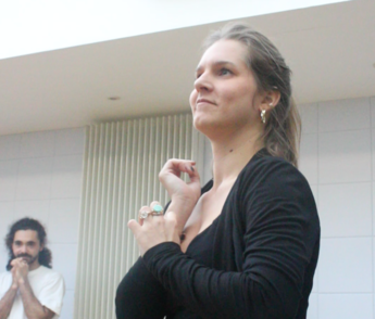 Alexandra Flahault, coordinatrice d'intimité au Studio Muller : un métier essentiel pour protéger les comédiens