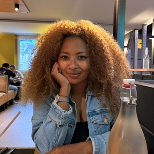 Ade19