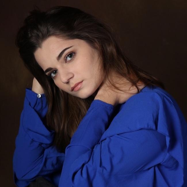 Nina2402