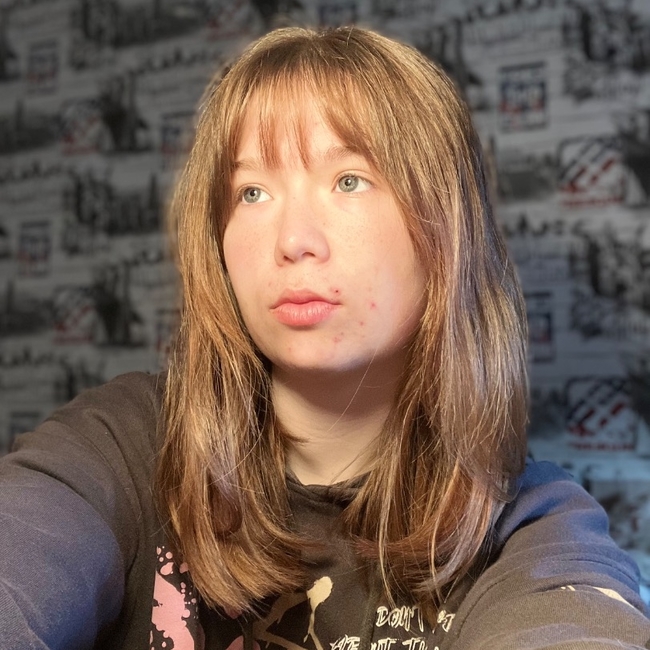 Savannah_Lor