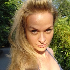 Alida13