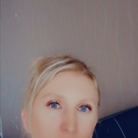 Anna42300
