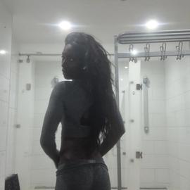 Sannia8