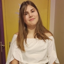 Emie44
