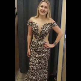 Laurinda15