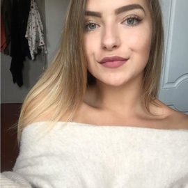 amaryllisbecam