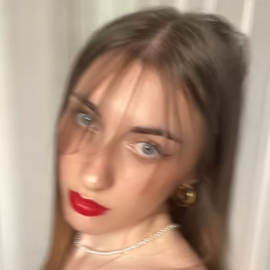 Chlo2910