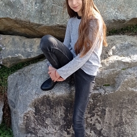 ANGELINA071142