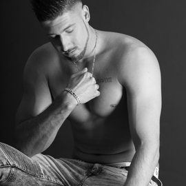 val049