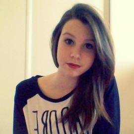 chloeeee85