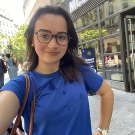 Chloe_jns