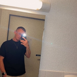 Max47
