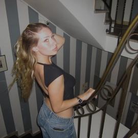 Louanne2204