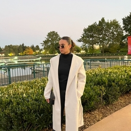 Eleonorecamus17