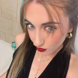 Chlo2910