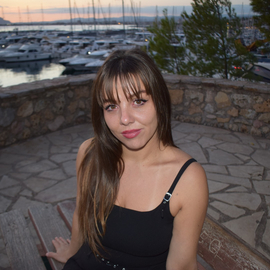 Ophelie83600