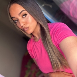 Nesrine_