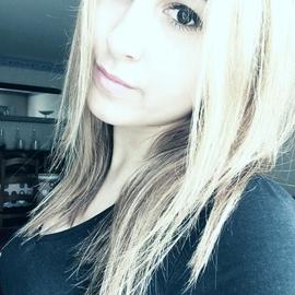 Emeliine77