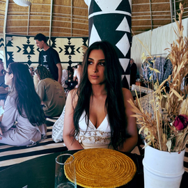 Leila17