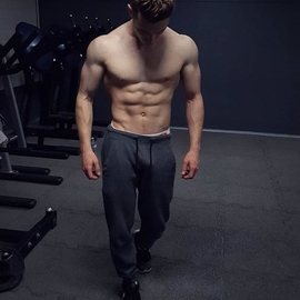 Lucas016