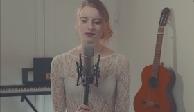 MAN IN THE MIRROR COVER - Mélanie Beder