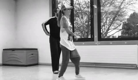 Entraînement et essaie chorégraphie hip hop