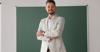 Casting vrais professeurs et surveillants hommes et femmes pour émission tv Retour au pensionnat diffusée sur M6
