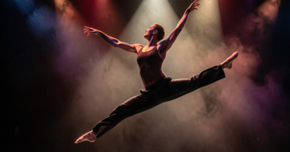 Casting danseur formé en classique et jazz pour spectacle revue dans un cabaret