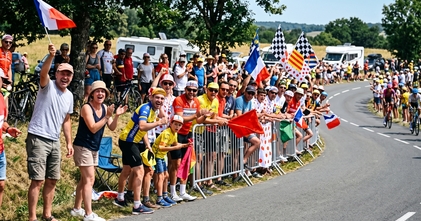 Casting figurant homme et femme tout profil pour le tournage de la série Le Tour de France