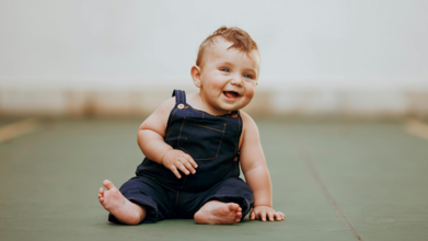Casting bébé de 3 à 12 mois pour projets publicitaires à Paris et en région parisienne
