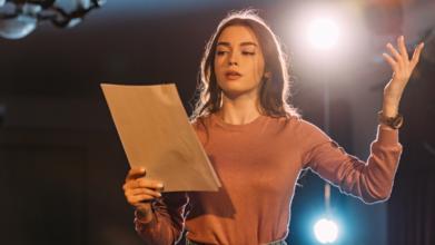 Casting comédienne entre 25 et 40 ans pour rôle dans spectacle tout public