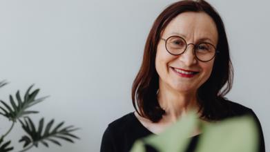 Casting comédienne entre 65 et 80 ans pour rôle principal dans websérie étudiante