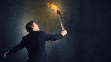 Casting homme et femme maitrisant le feu pour silhouette dans film avec Omar Sy, Vincent Cassel et François Civil