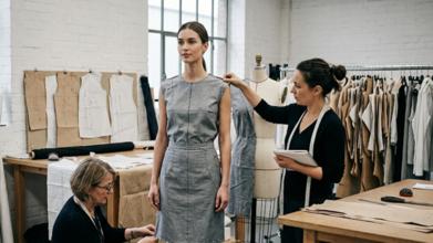Casting femme mannequin cabine entre 1m70 et 1m75 pour essayages dans une maison de mode