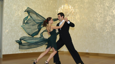 Casting couple de danseurs de salon pour spectacle dans un cabaret