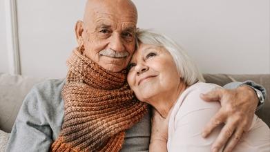 Casting couple sénior homme et femme entre 60 et 75 ans pour tournage publicité