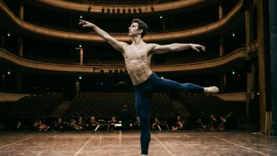 Casting danseur classique pour spectacle à l'Opéra Bastille